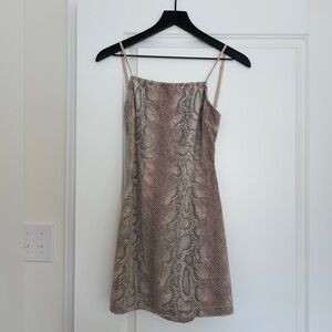 Urban Outfitters Mini Dress Size Small
